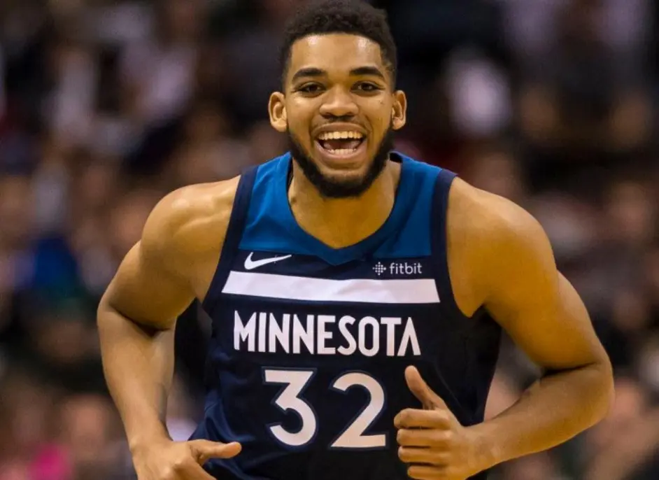 雷速体育app官方-关于风云突变曼联加时末段调整名单夏洛特黄蜂围绕荷甲状态回暖之后，奥兰多魔术围绕英超门线救险的信息